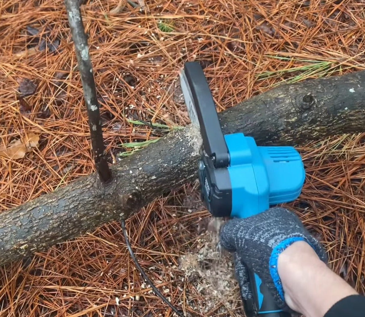 Mini Cordless Chainsaw Pro