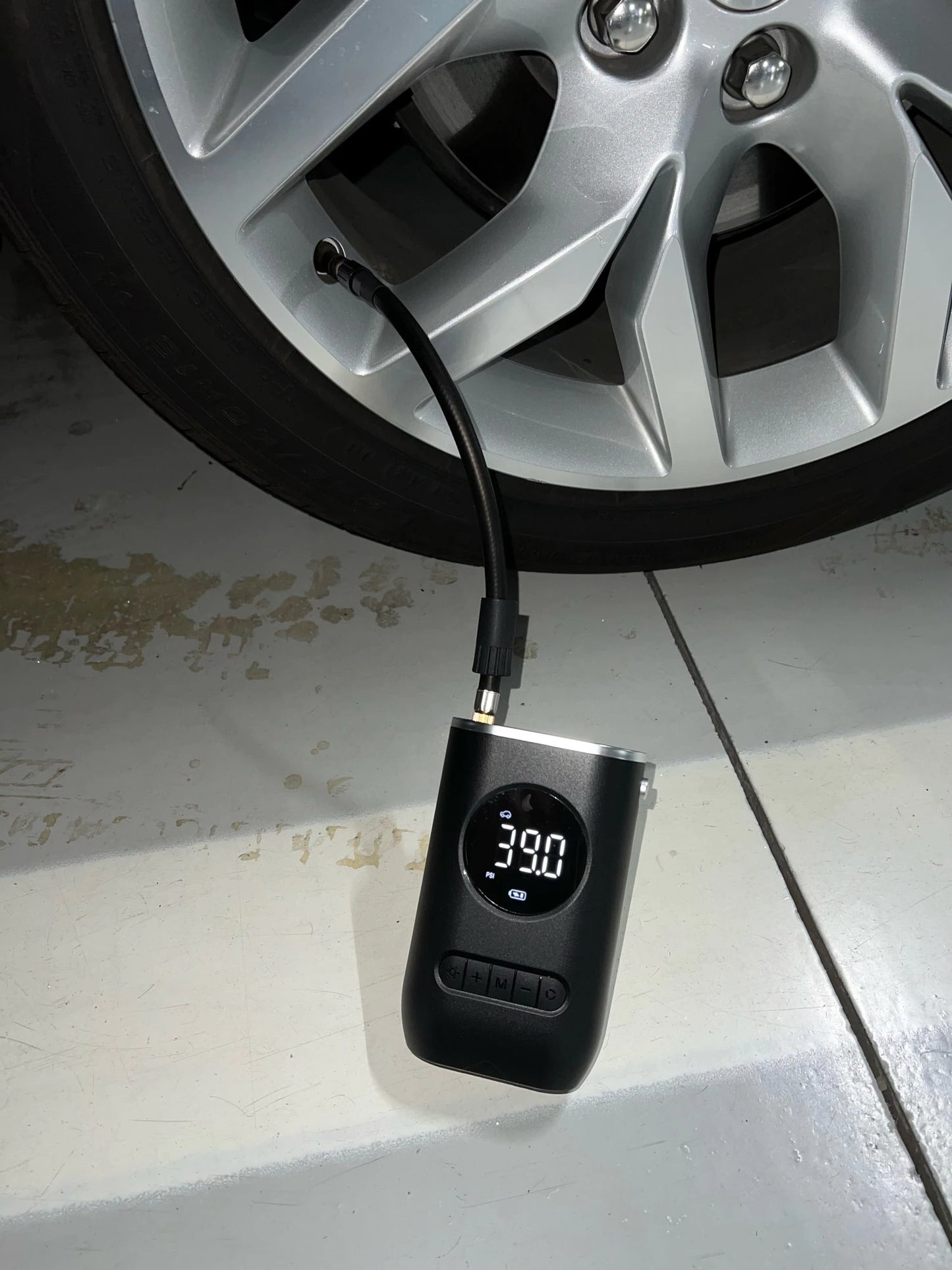 Mini Electric Tyre Inflator